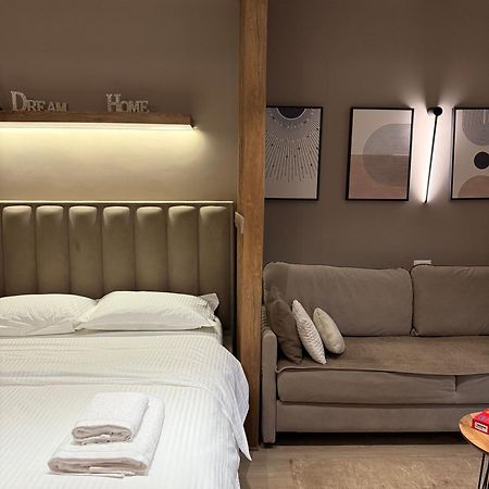 4Seasonsgea , Deluxe Studio , City Centre , ティラナ エクステリア 写真
