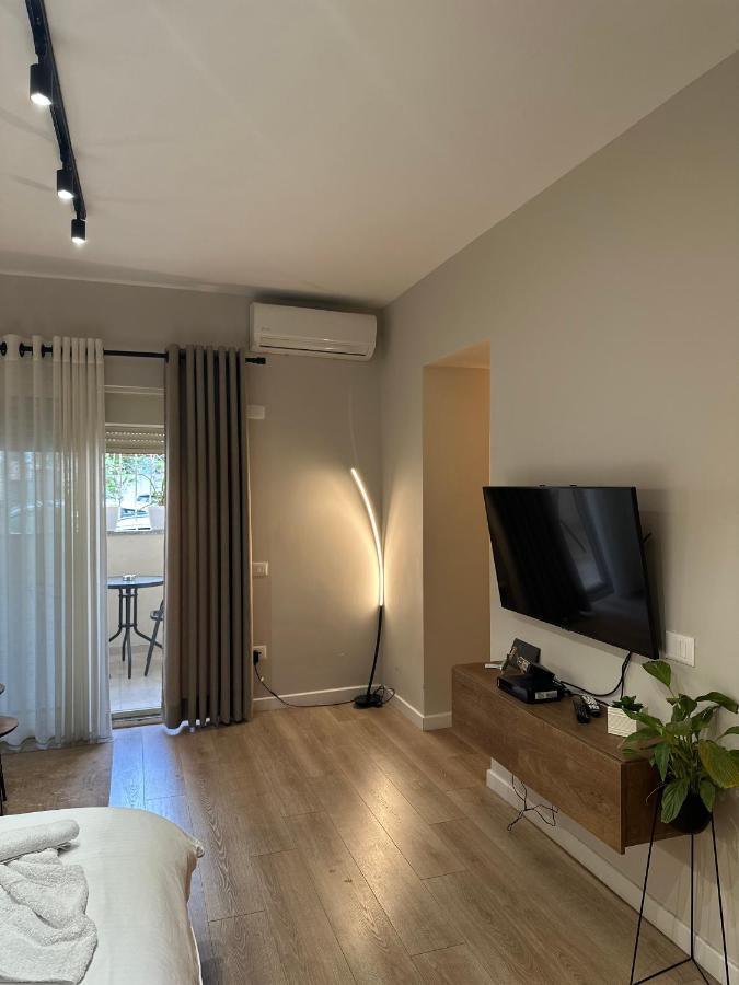 4Seasonsgea , Deluxe Studio , City Centre , ティラナ エクステリア 写真